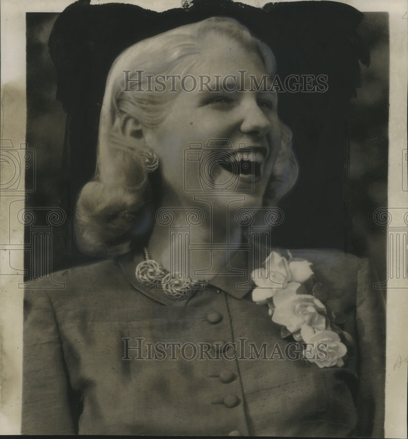 Load image into Gallery viewer, 1949 Press Photo Sharman Douglas, daughter of Ambassador Lewis Douglas
