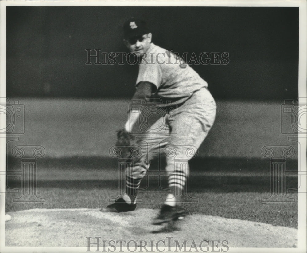 1960 Press Photo Milwaukee, Wisconsin-Larry Jackson of the Saint Louis Cardinals- Historic Images
