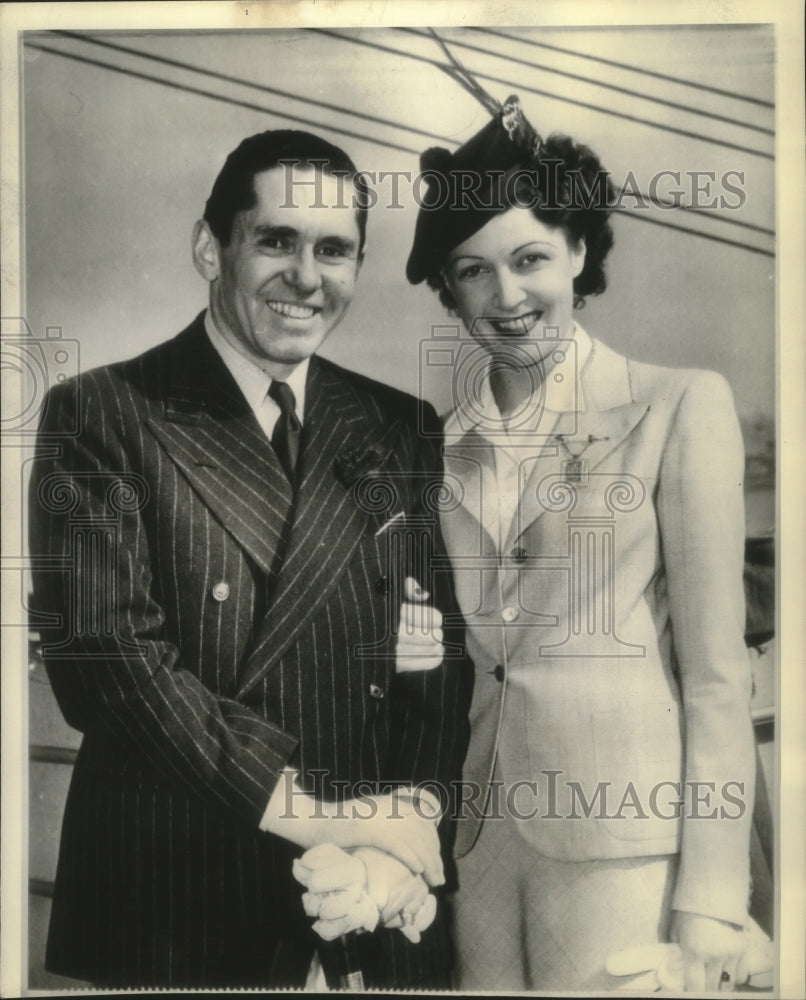 1940 Press Photo New York-John Ringling North and actress Germaine Aussey