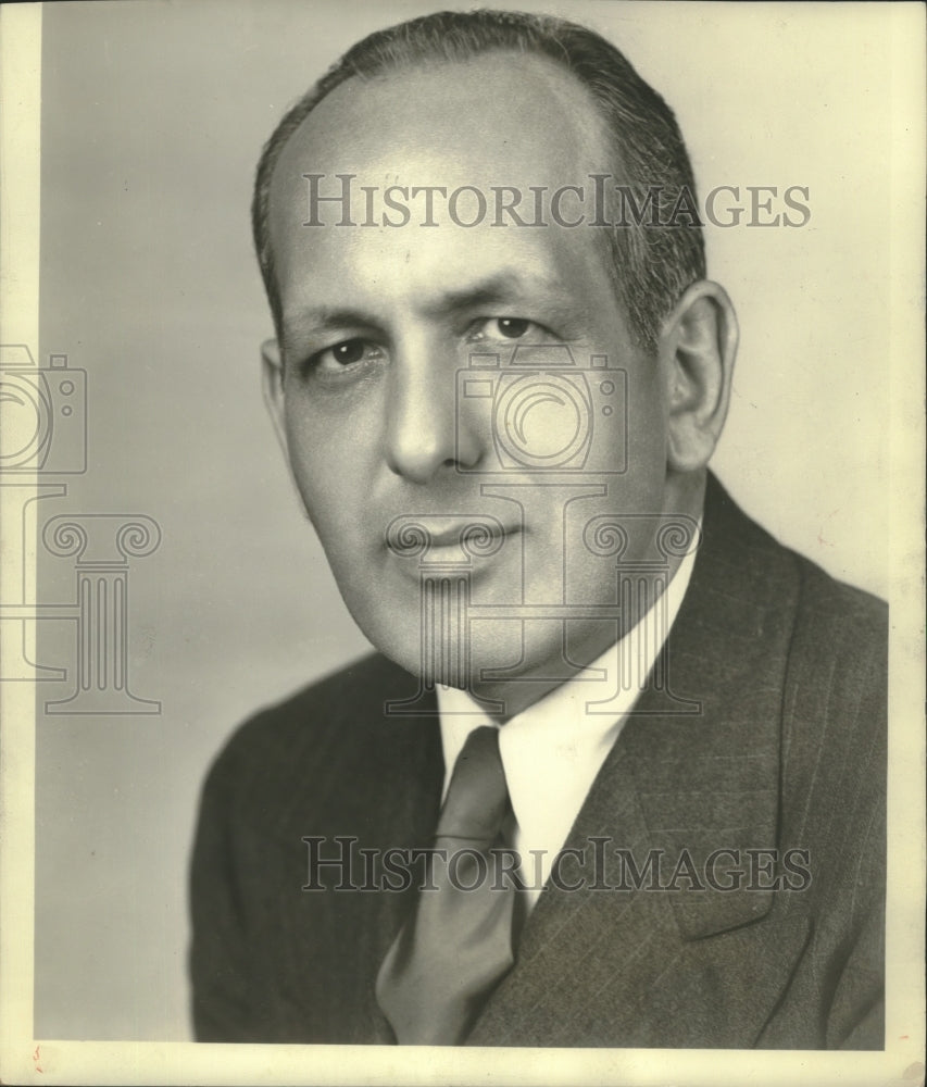 1935 Press Photo Gabriel Heatter, editor, author a world reporter on NBC- Historic Images