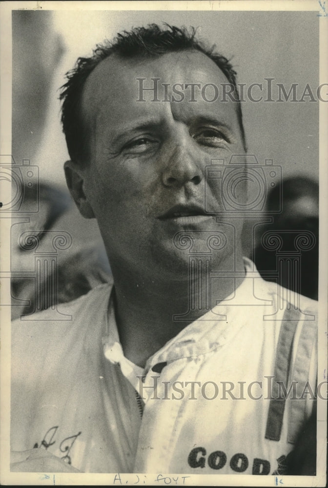 1964 Press Photo Race Car Driver A.J. Foyt of Houston Won Fourth Strai ...