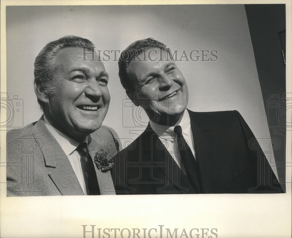 1965 Press Photo Forrest Rucker with Clink Gunkel - mjx58631- Historic Images