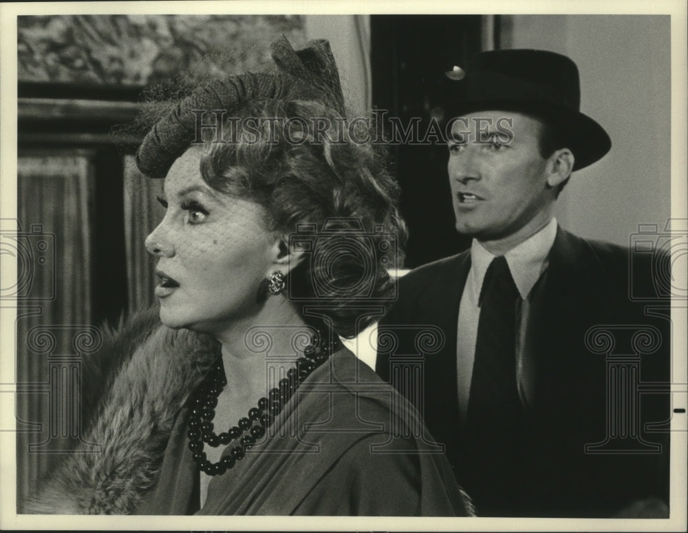 1975 Press Photo Ed Lauter &amp; Rhonda Fleming star in &quot;Last Hours Before Morning&quot;- Historic Images