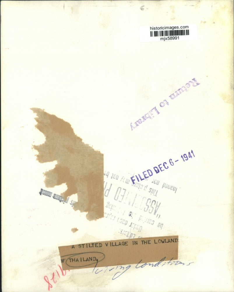 1941 Press Photo A stilted village in the low land of Thailand. - mjx58991