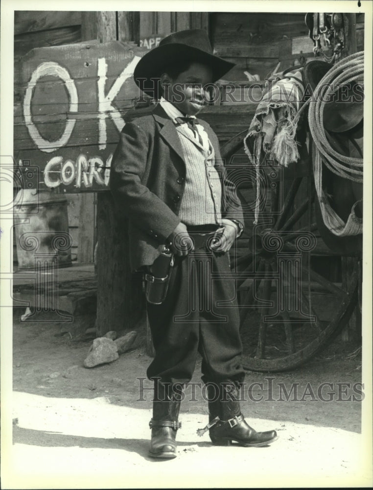 1984 Press Photo Gary Coleman stars in "The Fantastic World of D.C. Collins".- Historic Images