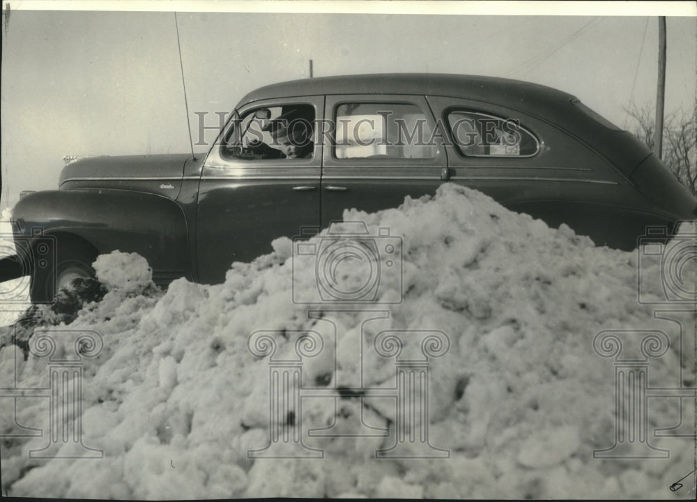 1943 Press Photo Goor Old Northern Wisconsin and its Deep Snow - mjx59922- Historic Images