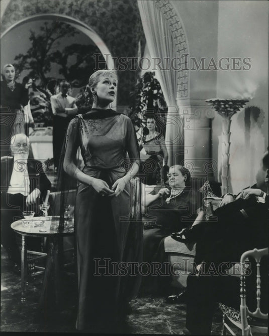 1952 Press Photo Actress Hildegarde Neff stars in "The Snows of Kilimanjaro"- Historic Images