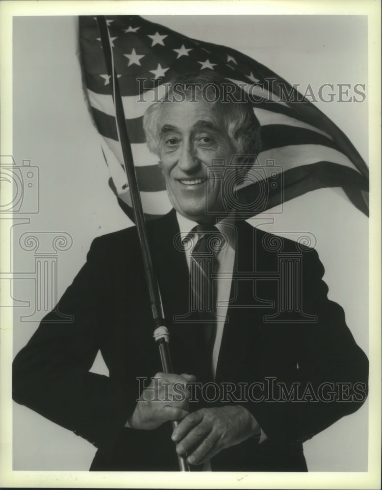1991 Press Photo Comedian Pat Paulsen announces his candidacy for president- Historic Images
