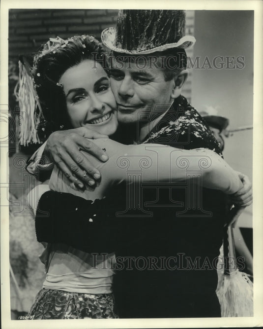 1963 Press Photo Dina Merrill and Glenn Ford in The Courtship of Eddie's Father- Historic Images