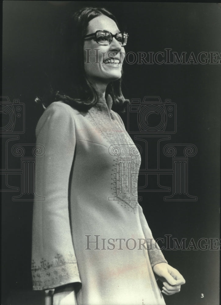 1973 Press Photo Singer Nana Mouskouri - mjx61158- Historic Images