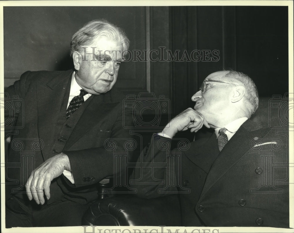 1954 Press Photo John L. Lewis and former President Truman at UMW headquarters.- Historic Images