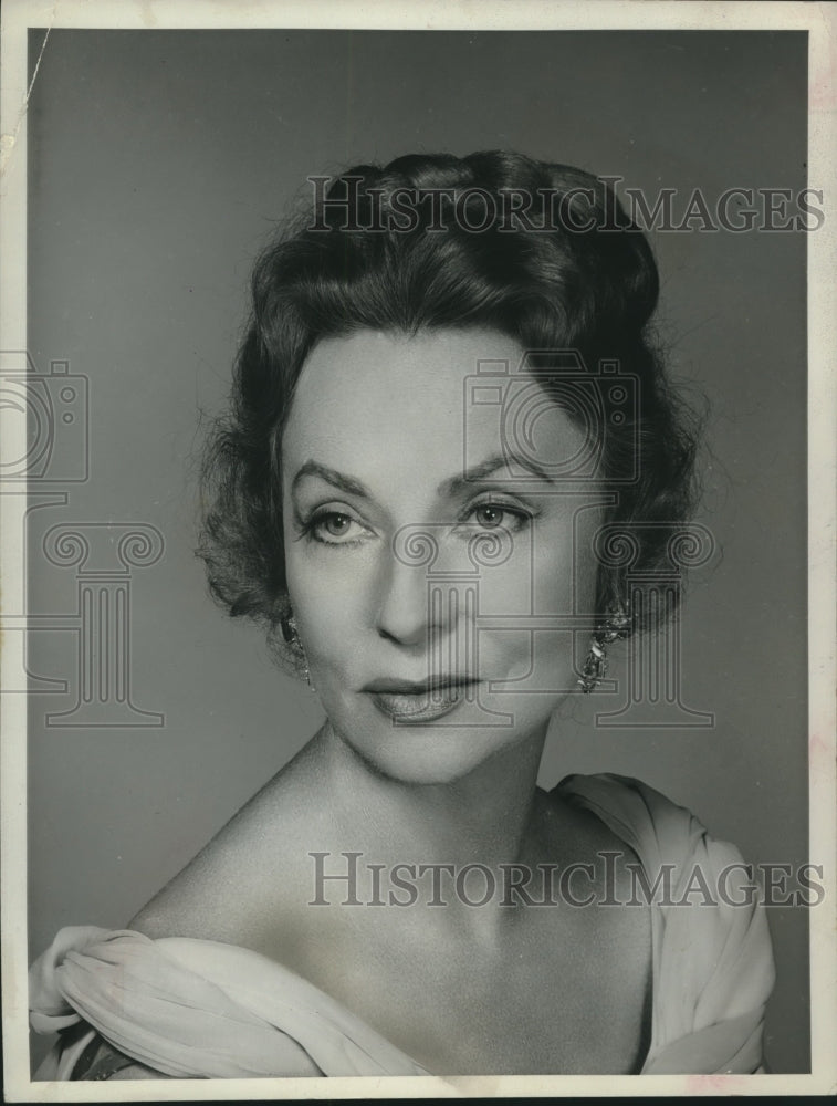 1962 Press Photo Agnes Moorehead stars in Poor Mr. Campbell, on CBS. - mjx61891- Historic Images