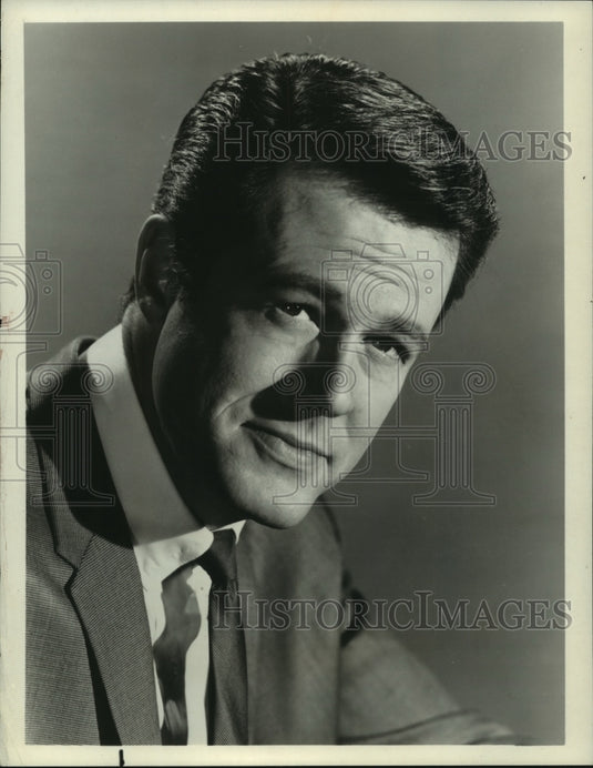 1967 Press Photo Actor Robert Culp stars in "I Spy" - mjx66118- Historic Images