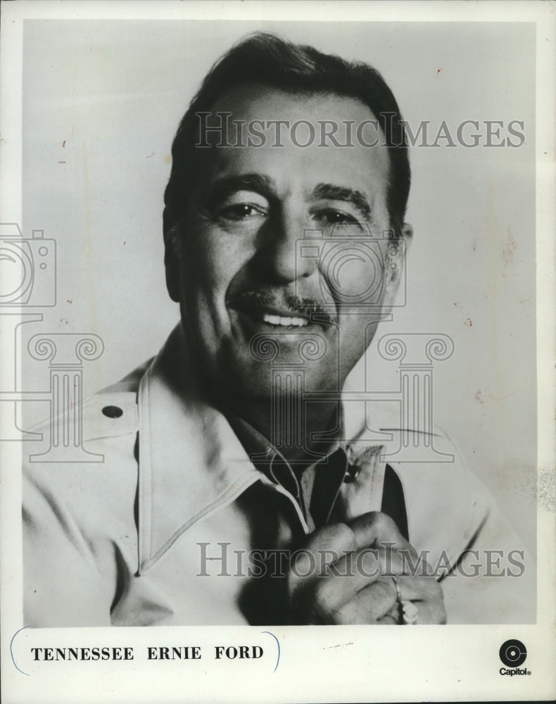 1974 Press Photo Singer Tennessee Ernie Ford - mjx66460- Historic Images