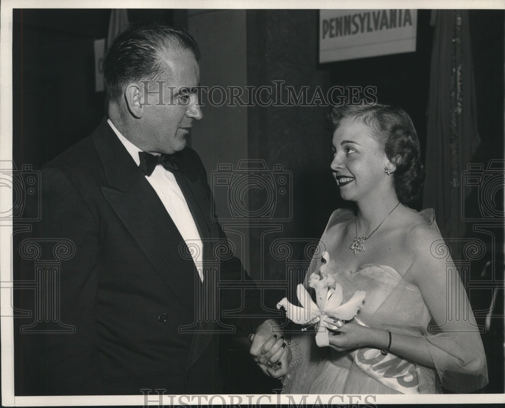 1953 Press Photo Senator Joe McCarthy and Beverly Steffen in Washington- Historic Images