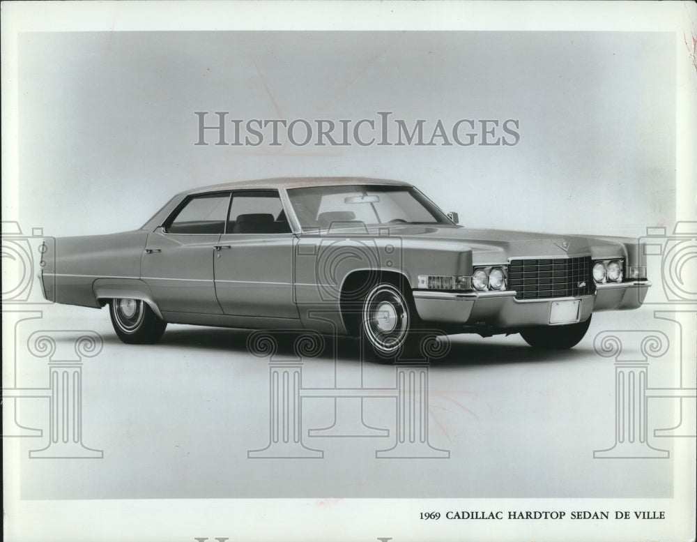 1968 Press Photo Cadillac Hardtop Sedan De Ville Automobile - mjx67642- Historic Images