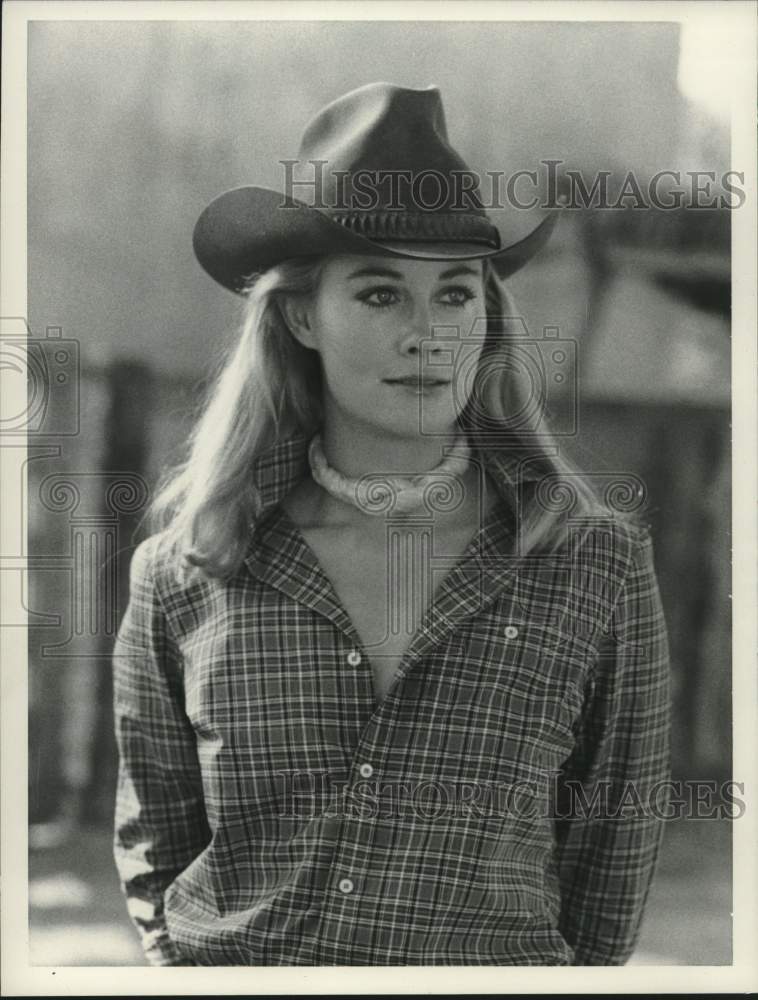 1983 Press Photo Cybill Shepherd actress starring in &quot;The Yellow Rose.,&quot; NBC.- Historic Images