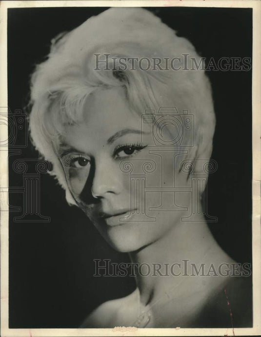 1959 Press Photo Monique Van Vooren actress staring in "Kismet," Pabst Theater.- Historic Images