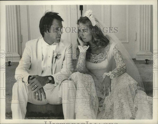 1980 Press Photo Cybil Shepherd And Co-Star In 'A Guide For The Married Woman'- Historic Images