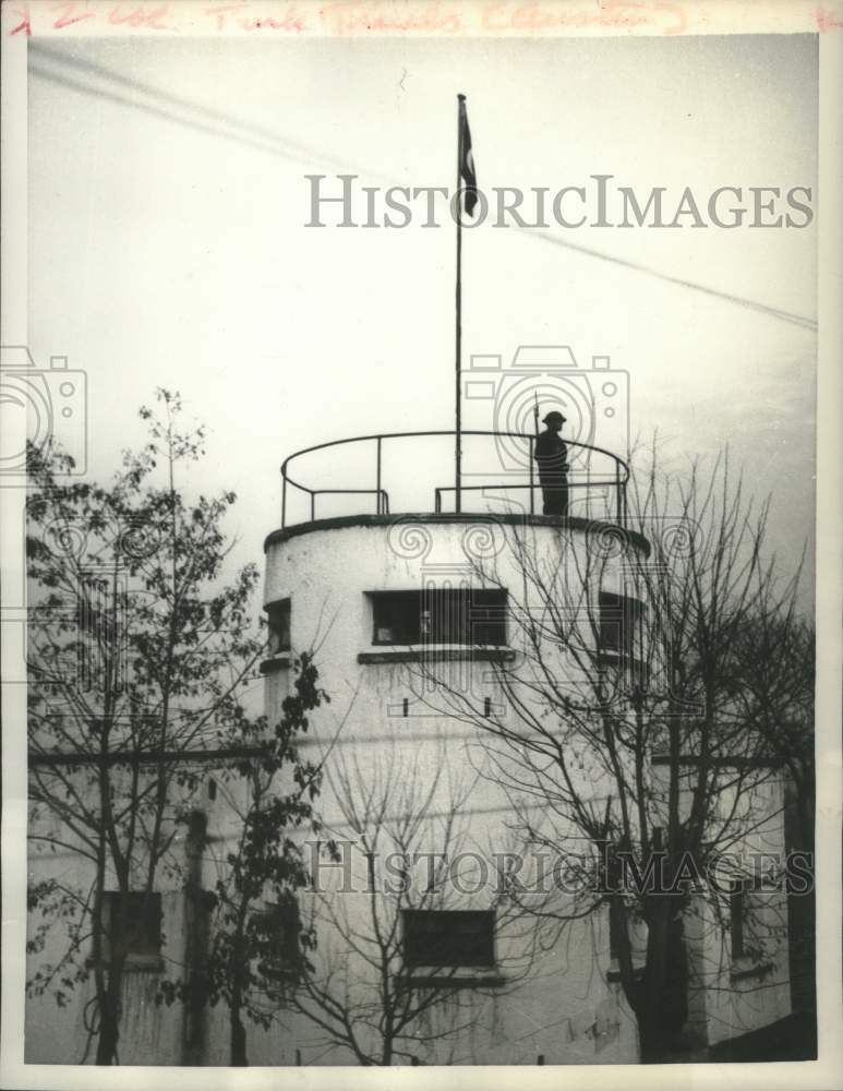 1957 Press Photo Turkish solider on watchtower on the border of Turkey & Greece- Historic Images