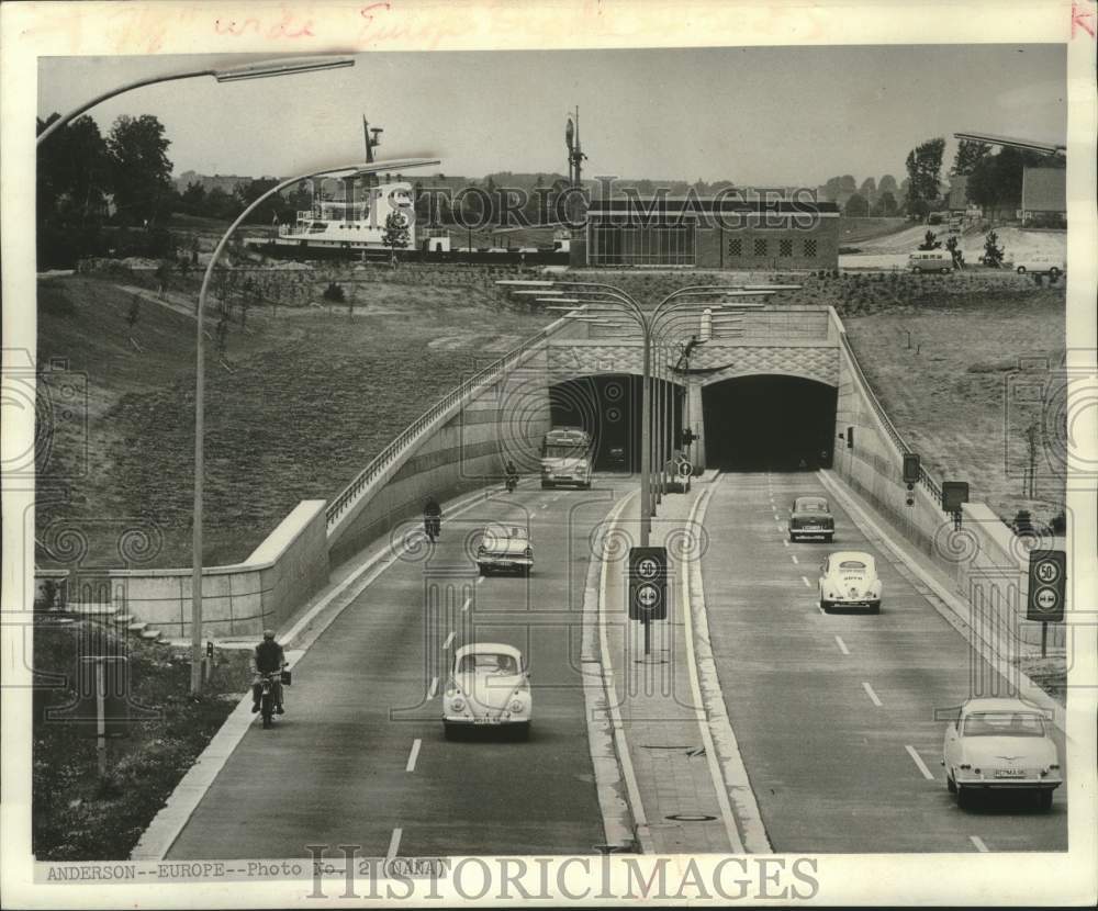 1964 Press Photo New tunnel built in northern Germany near Kiel canal- Historic Images