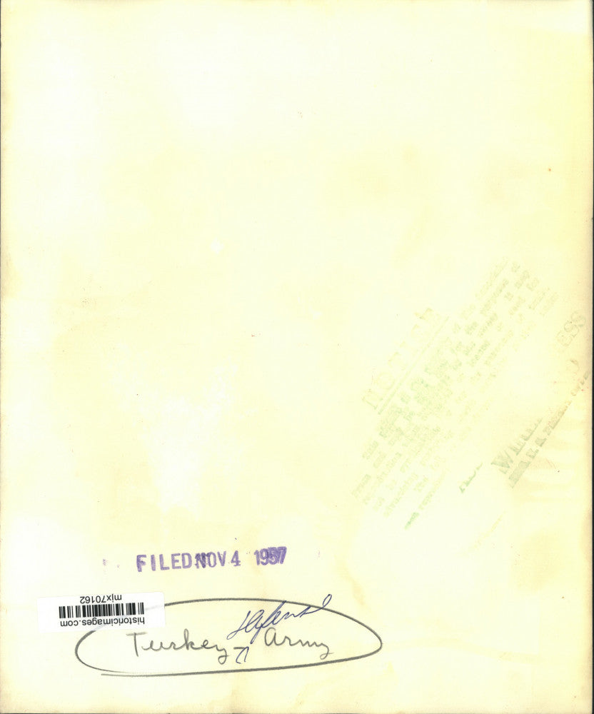 1957 Press Photo Turkish Troops March In Celebration At Istanbul's Taxim Square