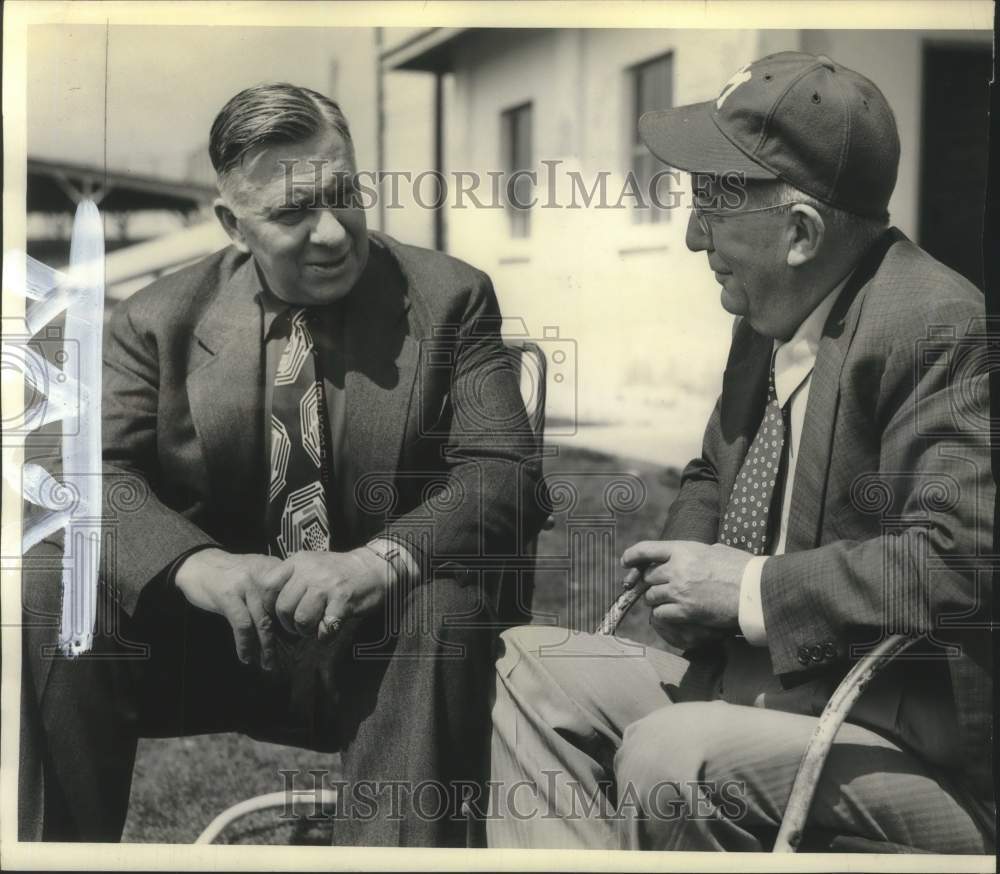 1941 Press Photo Bill Killefer and Henry Bendinger Ocala, Florida - mjx70368- Historic Images