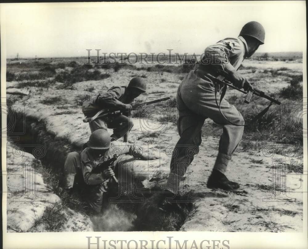 1963 Press Photo Egyptian Troops Entrenched on the Gaza Strip's Truce Line- Historic Images