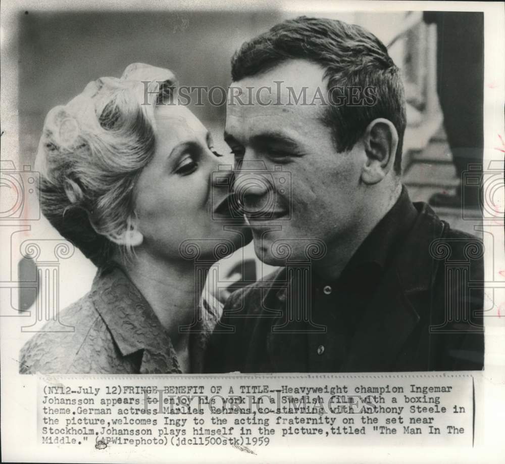 1959 Press Photo Champion Ingemar Johansson welcomed by actress Marlies ...