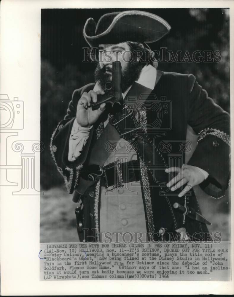 1966 Press Photo Peter Ustinov actor starring in &quot;Blackbeard&#39;s Ghost,&quot; Hollywood- Historic Images