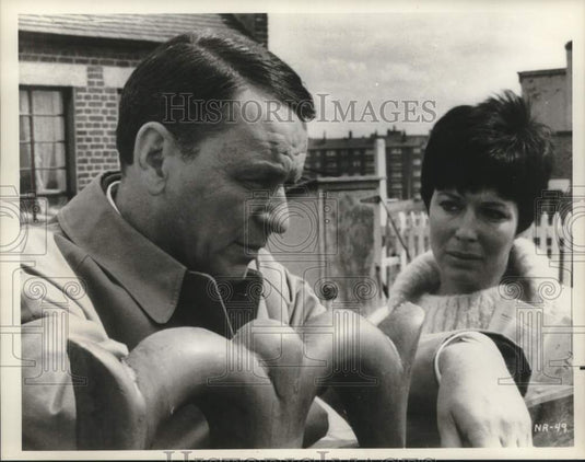 1974 Press Photo Frank Sinatra & Toby Robins in "The Naked Runner" - mjx74109- Historic Images