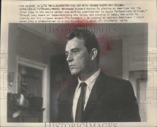 1959 Press Photo Richard Burton is playing an American in movie role - mjx76033- Historic Images