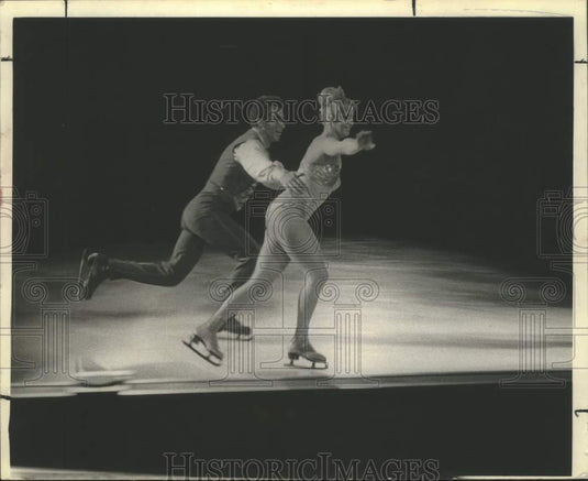 1967 Press Photo Alfredo Mendoza & Jane Morris "Holiday on Ice" performance- Historic Images