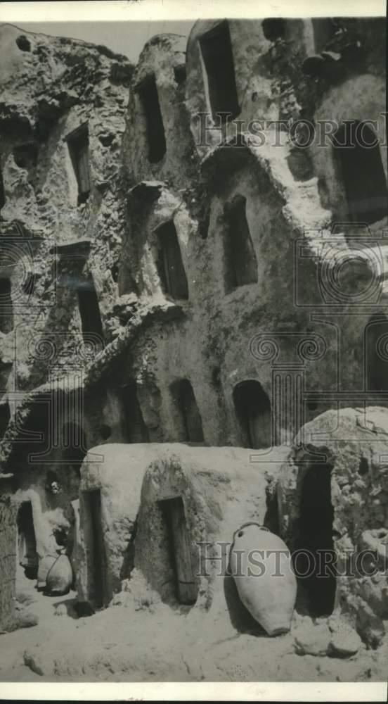 1937 Press Photo rock dwelling "apartments" in Medenin, North Africa - mjx79438