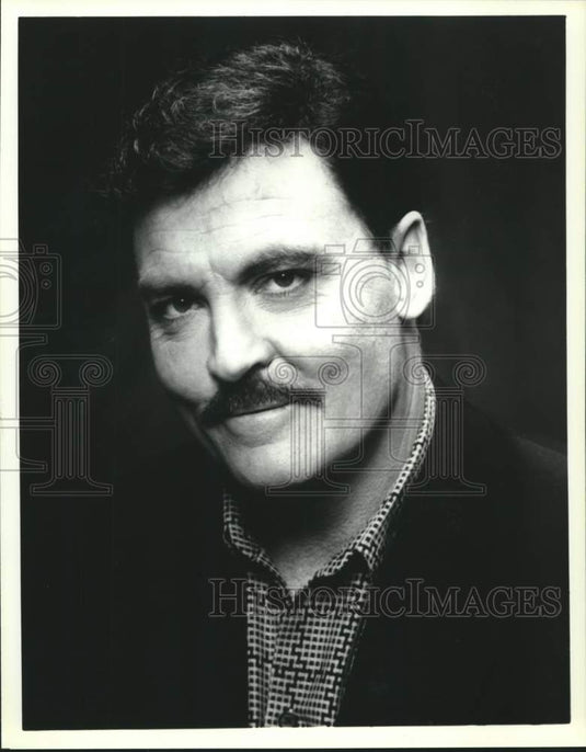 1989 Press Photo Actor Stacey Keach - mjx79495- Historic Images