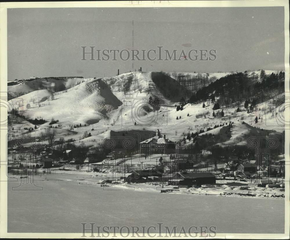 1963 Press Photo Michigan Tech Ski Slope on North Side of Portage Lake- Historic Images