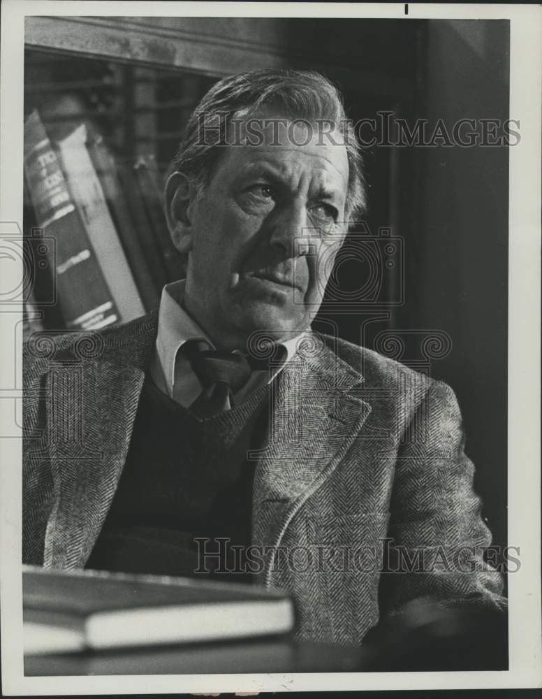 1980 Press Photo Actor Jack Klugman as NBC's "Quincy" - mjx80720- Historic Images