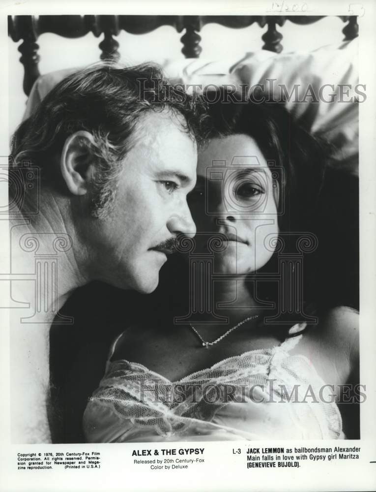 1976 Press Photo Actress Genevieve Bujold &amp; Jack Lemmon in &quot;Alex &amp; The Gypsy&quot;- Historic Images