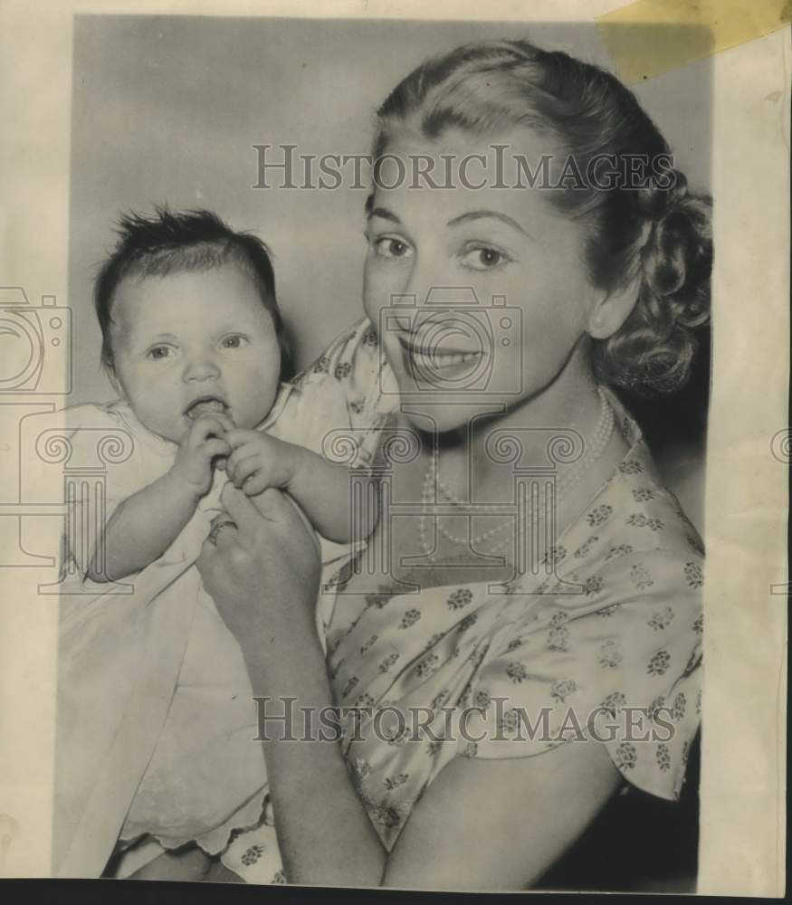 1949 Press Photo Joan Fontaine and daughter, Deborah Leslie Dozier, Hollywood- Historic Images