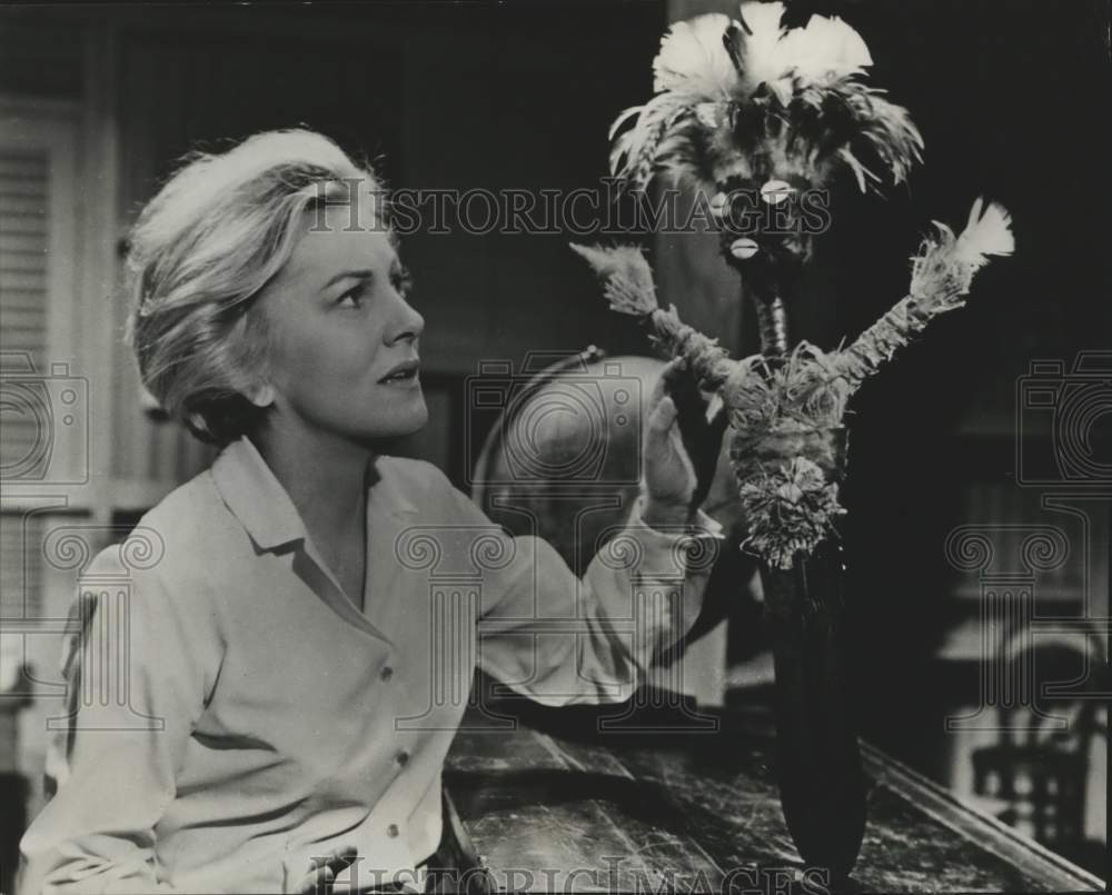 1967 Press Photo Joan Fontaine in &quot;The Devil&#39;s Own&quot; - mjx81807- Historic Images