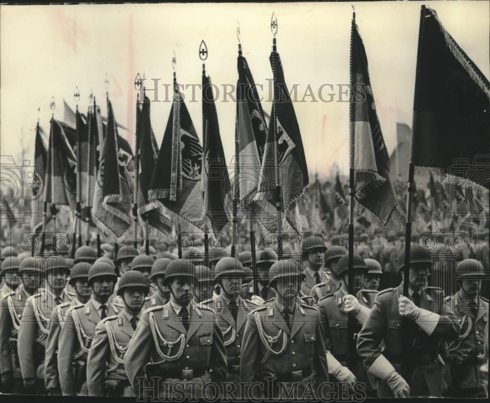 1965 Press Photo German flag bearers in ceremonies at Muenster, West Germany.