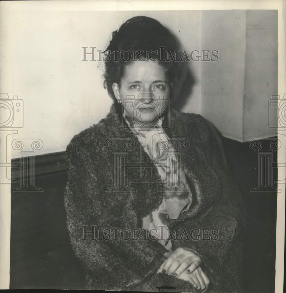 1949 Press Photo Former Soviet Union Underground Courier Elizabeth T. Bentley