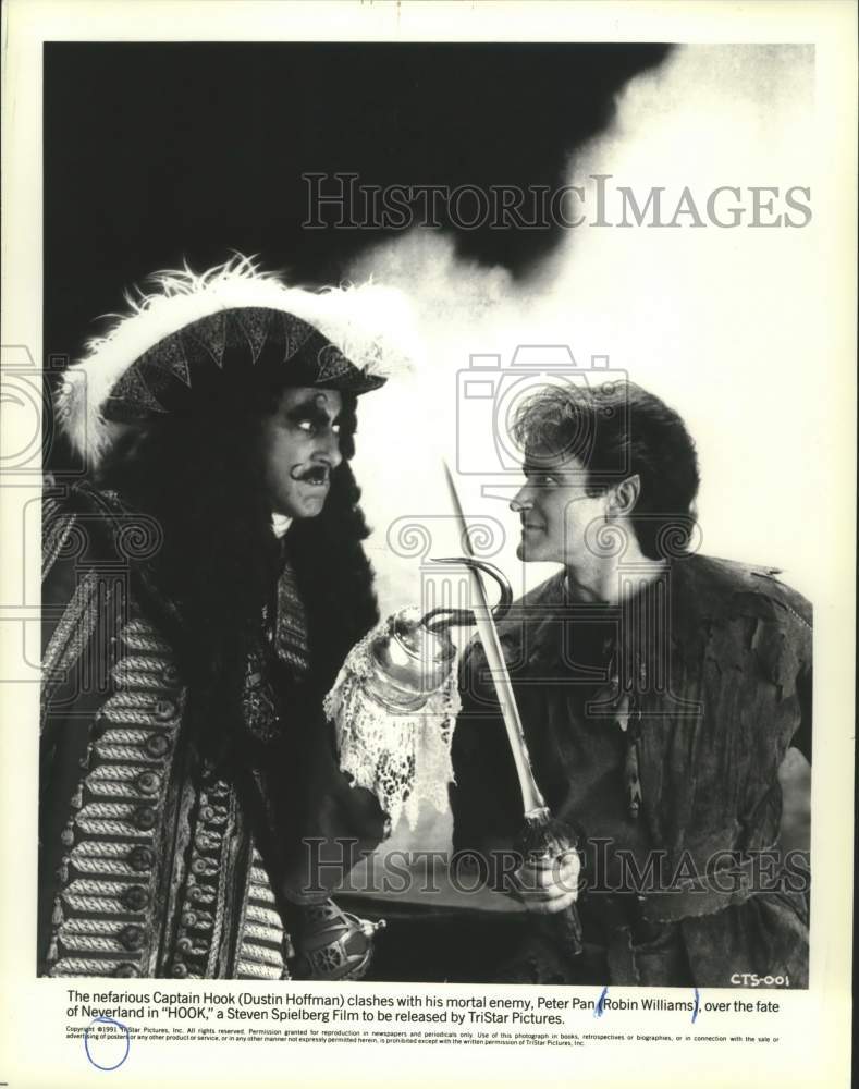 1991 Press Photo Robin Williams &amp; Dustin Hoffman in &quot;Hook&quot;- Historic Images