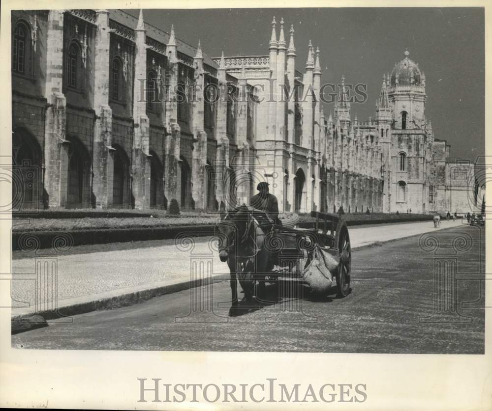 1973 Press Photo The monastery of Jeronimos in Lisbon, Portugal - mjx90382