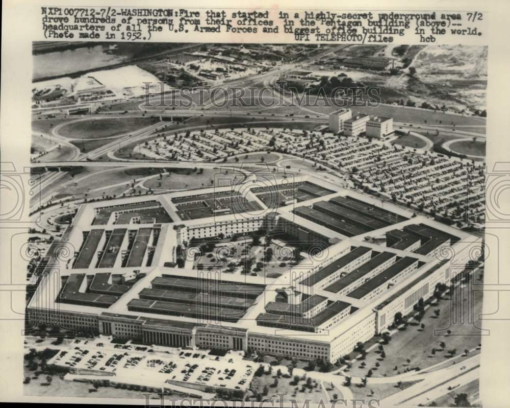 1952 Press Photo Aerial view of the Pentagon, Washington, D.C. - mjx91447