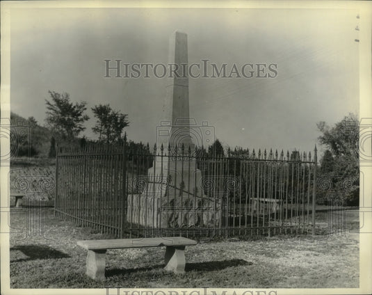 1935 Press Photo Ogden Monument at Army Reservation at Fort Riley, Kansas- Historic Images