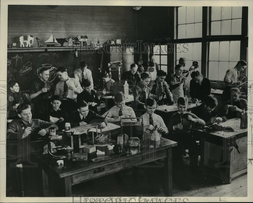 1937 Press Photo Children in Class in Milwaukee, Wisconsin School - mjz03786- Historic Images