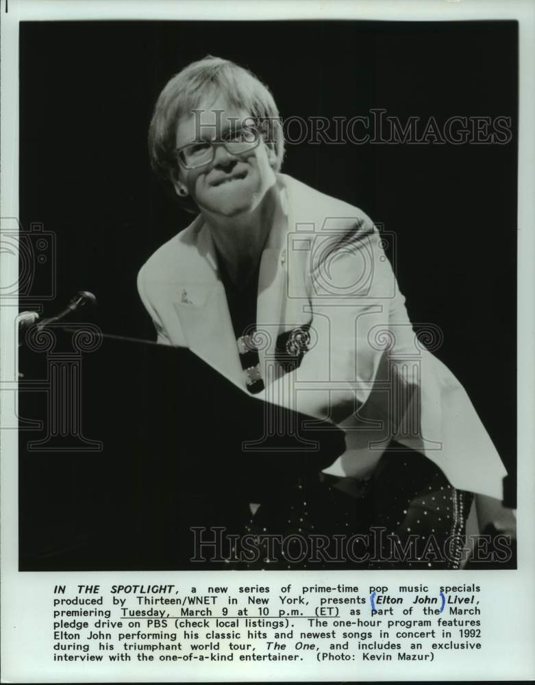 1992 Press Photo Elton John on his world tour, &quot;The One&quot; - mjz06369- Historic Images