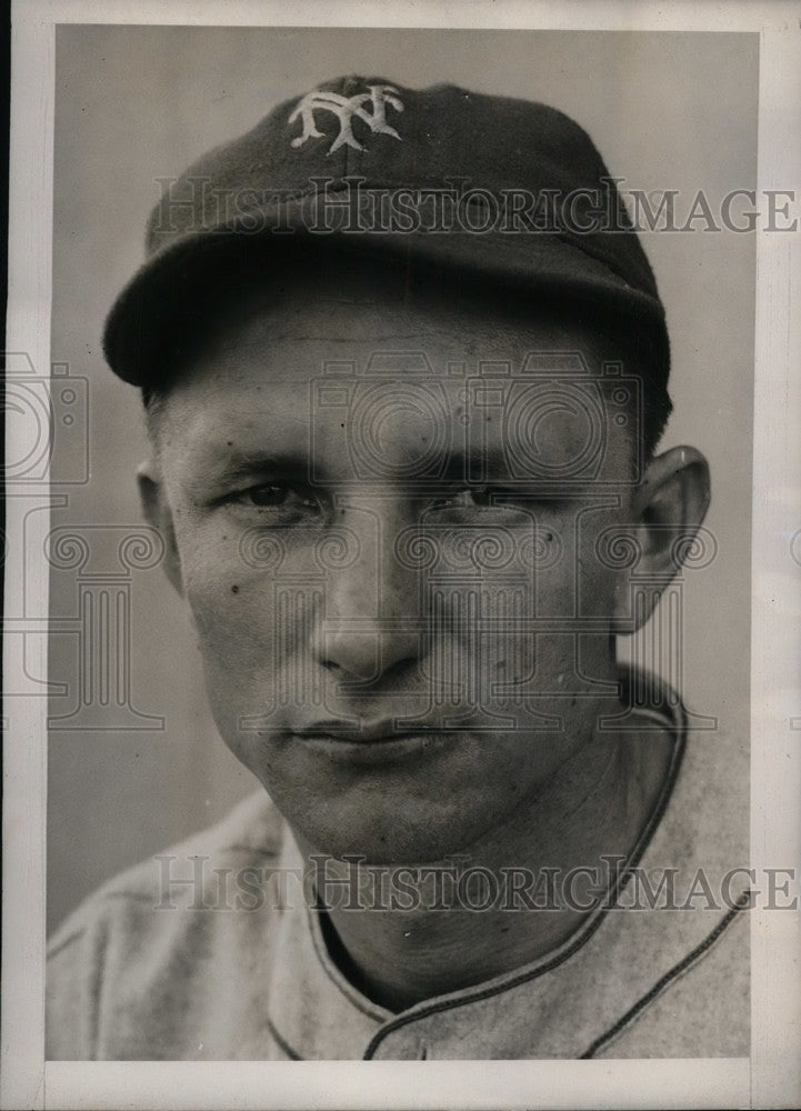 1940 Press Photo Rookie Outfielder Morris Jones New York Giants Training Camp