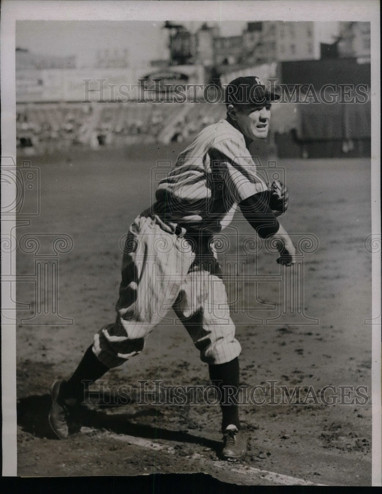 1937 Press Photo Robert Red Rolfe, 3rd Baseman